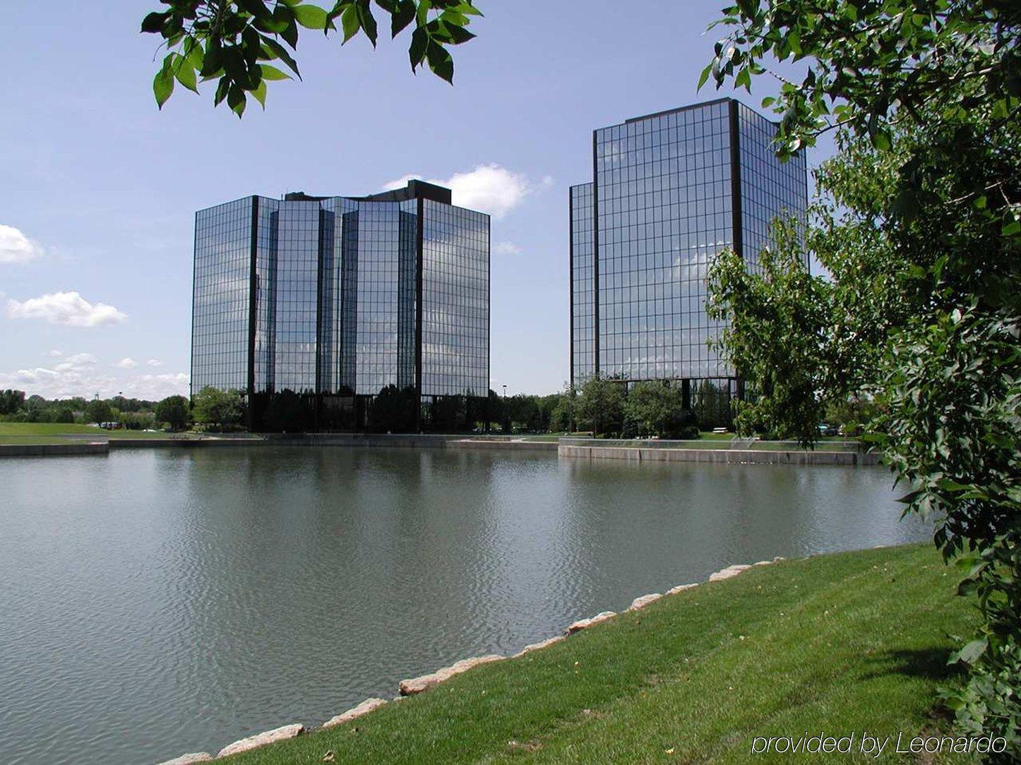 Embassy Suites By Hilton Kansas City Overland Park Servicios foto